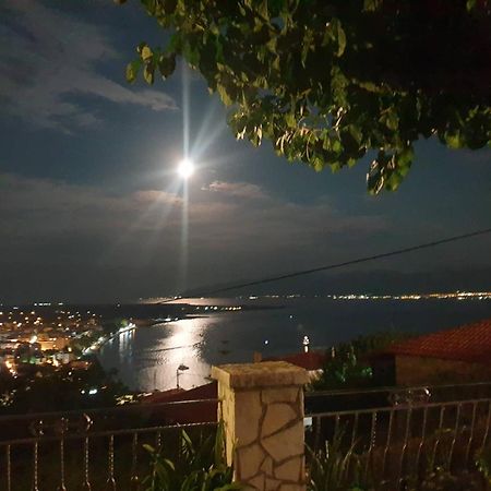 View By The Castle Nafpaktos Villa Exterior photo