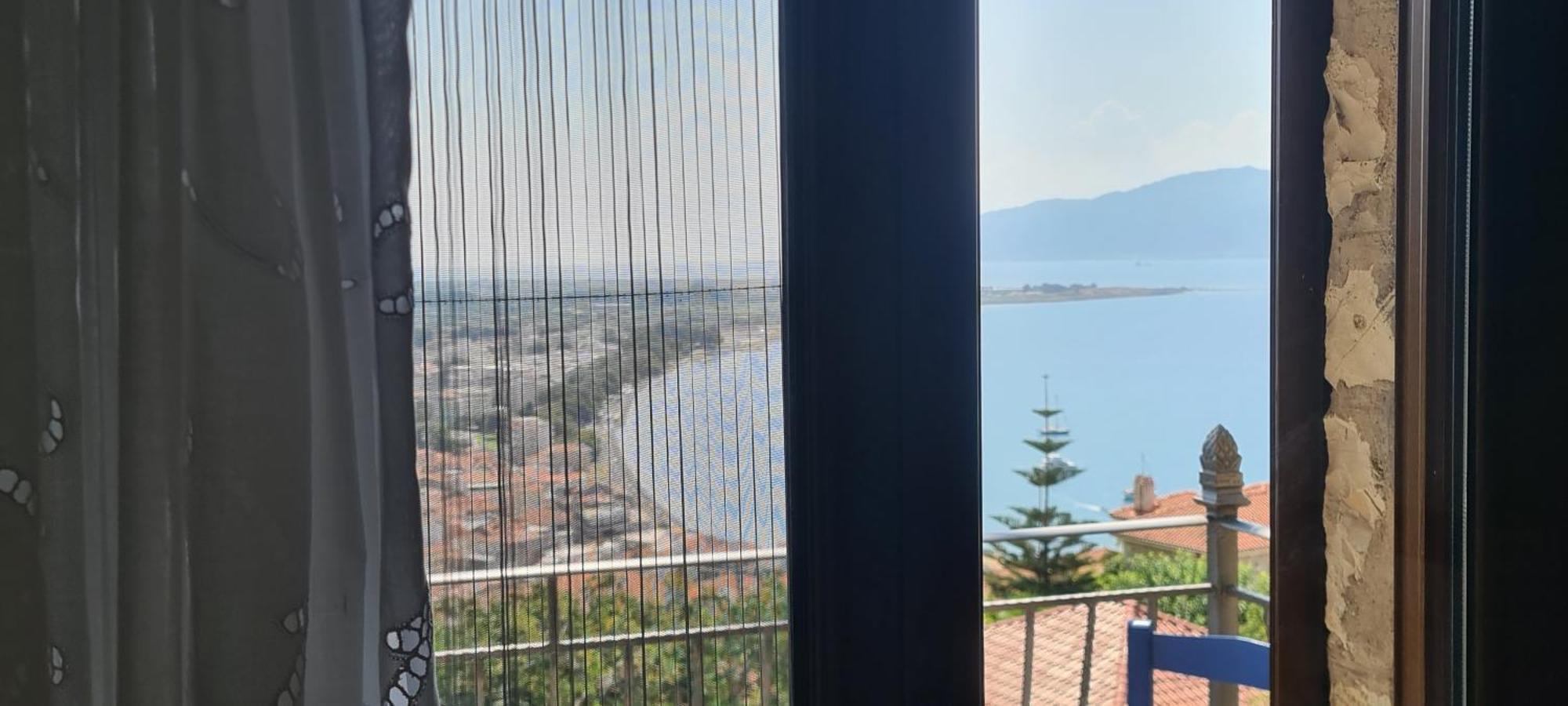 View By The Castle Nafpaktos Villa Exterior photo